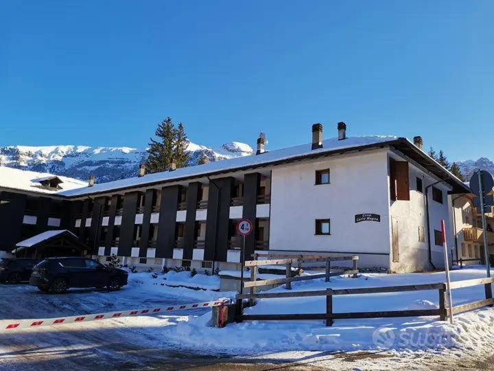 Spazioso Trilocale Sulle Piste Da Sci Folgarida Exterior photo
